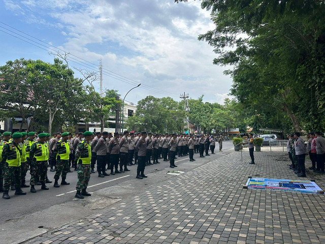 Personil Gabungan Amankan Aksi Damai Aliansi Masyarakat Tulungagung