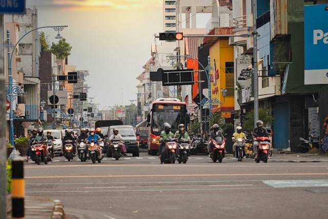 Kenapa Surakarta disebut Solo? foto adalah kota Solo. Sumber: Unsplash/Visual Karsa