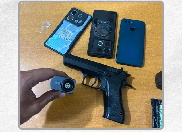 Pistol Airsoft Gun yang dibaw remaja di Pontianak untuk tawura. Foto: Dok. Instagram @polresta_pontianak