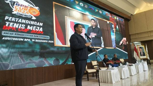 Menpora memberikan sambutan pada Pembukaan Pertandingan BPK CUP 2024. (Foto: Slamet Riyadi/Protokoler BPK RI).