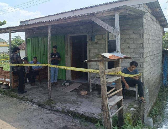 Rumah korban percobaan bunuh diri di Desa Manggis, Kecamatan Ngancar, Kabupaten Kediri, Senin (16/12/2024)  dok kumparan