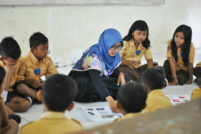 Ilustrasi Tujuan Pembelajaran Bahasa Indonesia Kelas 8 Semester 1 Kurikulum Merdeka. Sumber: Unsplash/HusniatiSalma