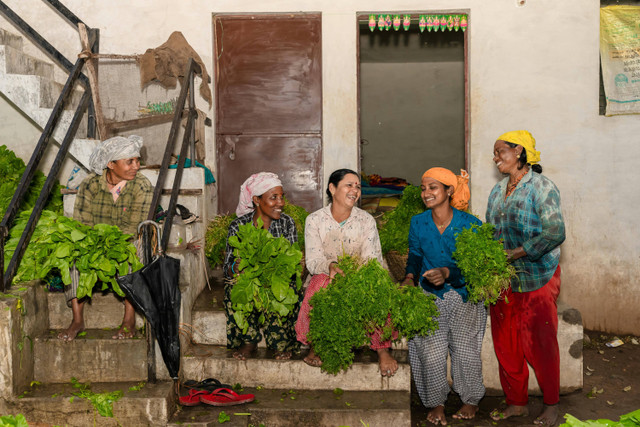 Ilustrasi Tradisi Gotong Royong di Indonesia,Foto:Pexels/EqualStock IN