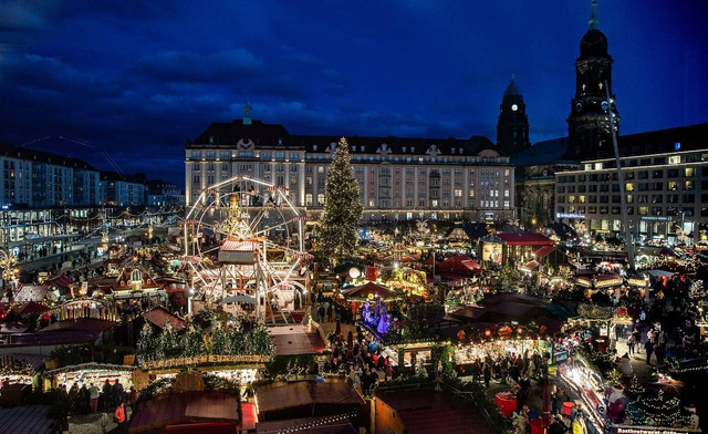 https://pixabay.com/id/photos/dresden-pasar-natal-kota-lampu-5893714/