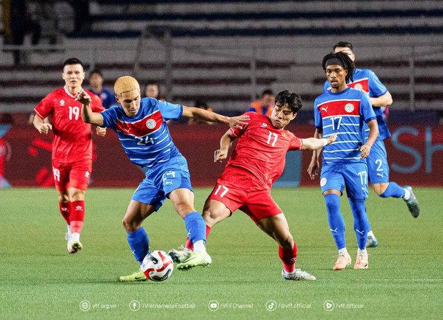 Filipina vs Vietnam dalam laga lanjutan Grup B Piala AFF 2024 di Stadion Rizal Memorial, Manila, pada Rabu (18/12). Foto: VFF