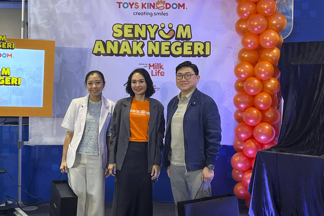 Peluncuran program Senyum Anak Negeri oleh Toys Kingdom bersama MilkLife di Living World Alam Sutera, Rabu (18/12/2024). Foto: Nabilla Fatiara/kumparan