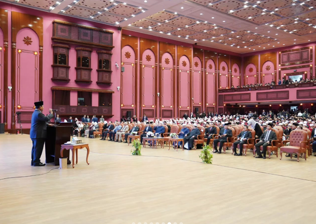 Prabowo di kampus Al-Azhar Kairo Mesir, Rabu (18/12/2024). Foto: Dok Setkab RI
