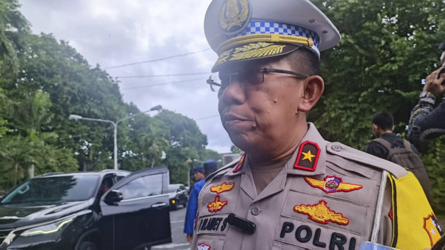 Dirgakkum Korlantas Polri Brigjen Raden Slamet Santoso usai menghadiri apel pasukan pengamanan libur Nataru di Lapangan Puputan Niti Mandala Renon, Denpasar, Bali, Jumat (20/12/2024) Foto: Denita BR Matondang/kumparan