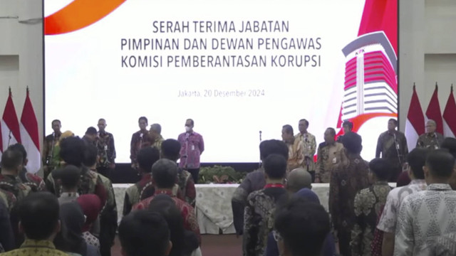 Serah Terima Jabatan Pimpinan dan Dewas KPK. Foto: Youtube/KPK RI