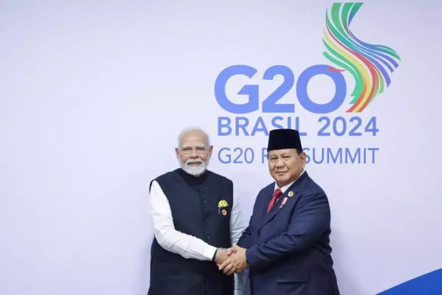 Gambar 1. Presiden Prabowo Subianto dengan Perdana Menteri Narendra Modi pada KTT G-20 di Rio de Janeiro, Brazil. Foto : ANTARA