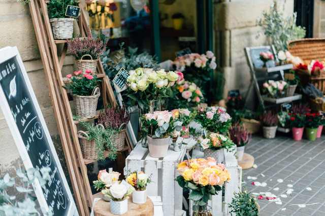 Florist Banyumanik Semarang. Foto hanya ilustrasi, bukan tempat sebenarnya. Sumber: unsplash.com/Roman Kraft.