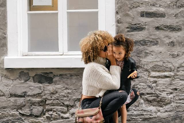 Hari Ibu Tanggal Berapa. Foto hanya ilustrasi. Sumber foto: Unsplash/Sai