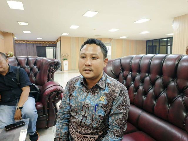 Ketua Komisi II DPRD Lampung, Ahmad Basuki | Foto : Eka Febriani / Lampung Geh