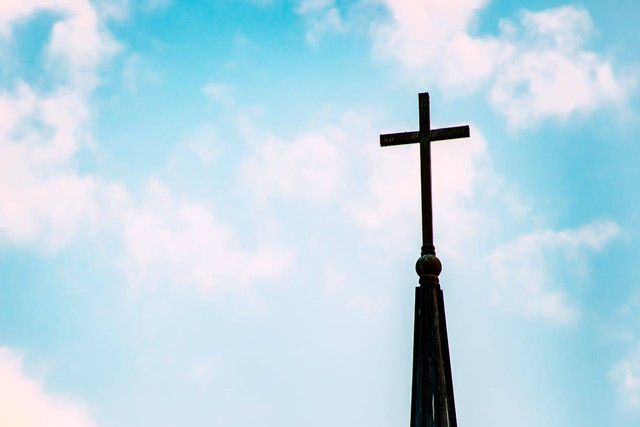 Gereja di Ubud. Foto hanya ilustrasi bukan tempat sebenarnya. Sumber foto: Pexels-Brett Sayles