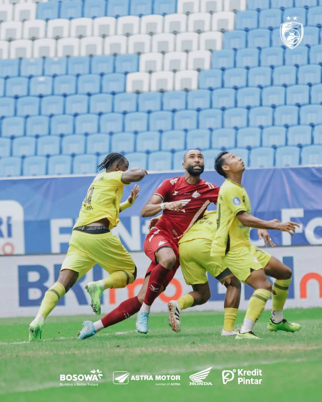 PSM Makassar vs Barito Putera dalam laga pekan ke-16 Liga 1 2024/25 di Stadion Batakan, Kalimantan Timur, tersebut, Minggu (22/12). Foto: Instagram @psm_makassar