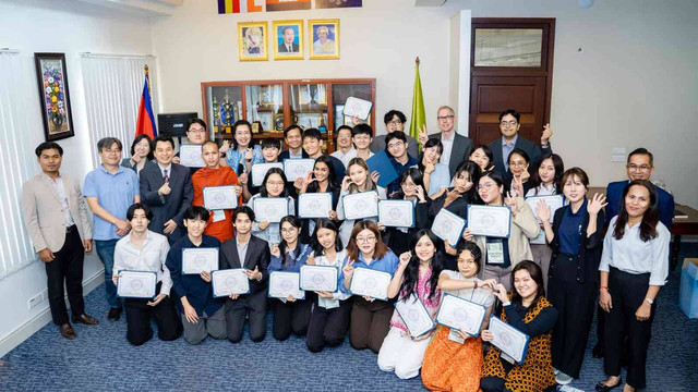 Empat mahasiswi Fakultas Hukum (FH) Universitas Pelita Harapan (UPH) berhasil meraih berbagai penghargaan internasional bergengsi dalam ajang University Twinning and Networking Programme (UNITWIN) Legislative Camp 2024 bertema “Just Transition to Green Economy: International Prospects and Challenges in Asia”.