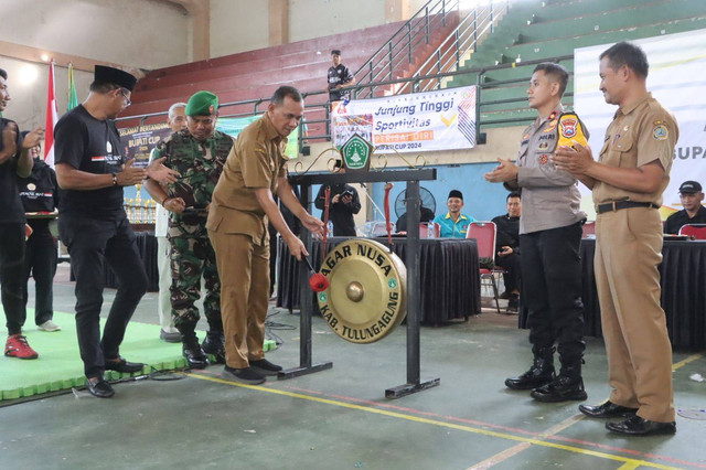 Wakapolres Tulungagung Hadiri Pembukaan Kejuaraan Pencak Silat Bupati CUP 2024