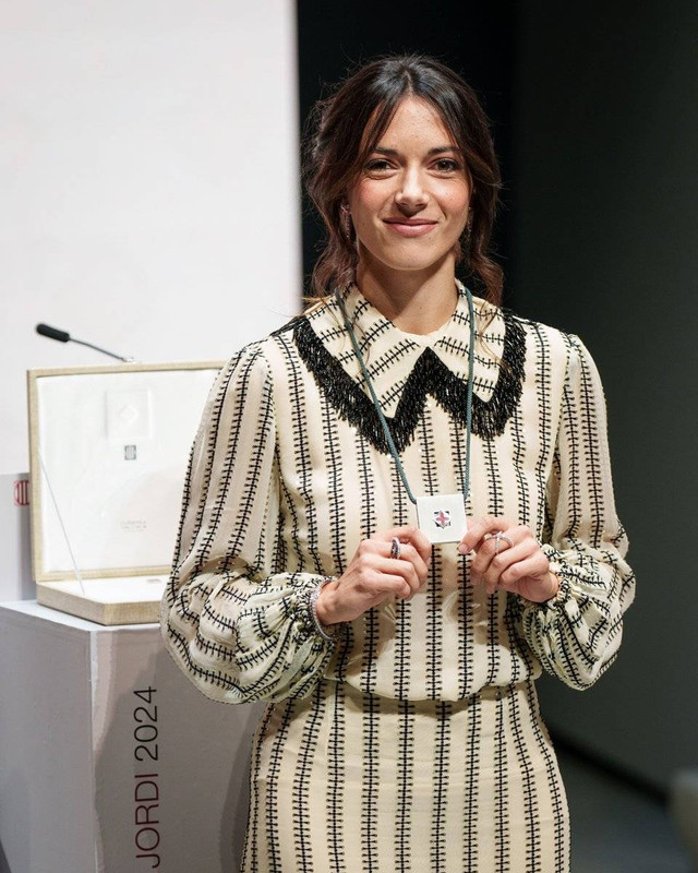 Aitana Bonmati terima Creu de Sant Jordi. Foto: X @fcbfemeni