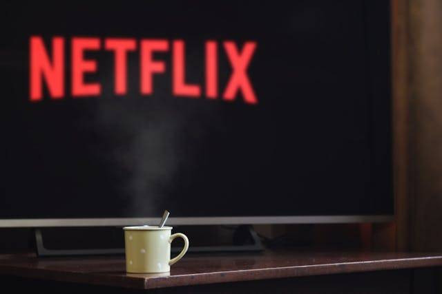 Ilustrasi film Netflix rating tertinggi 2024. Sumber foto: Pexels