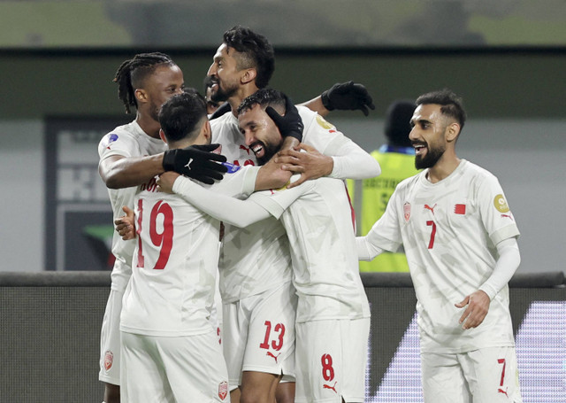 Sejumlah pemain Timnas Bahrain berselebrasi di laga Piala Teluk Arab Ke-26 yang digelar di Kuwait pada Desember 2024. Foto: Mohamed Abd El Ghany/REUTERS