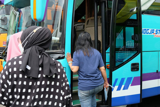 [Posisi Kursi Bus yang Nyaman] foto hanya ilustrasi, bukan tempat sebenarnya, unsplash/Arif Ubayy