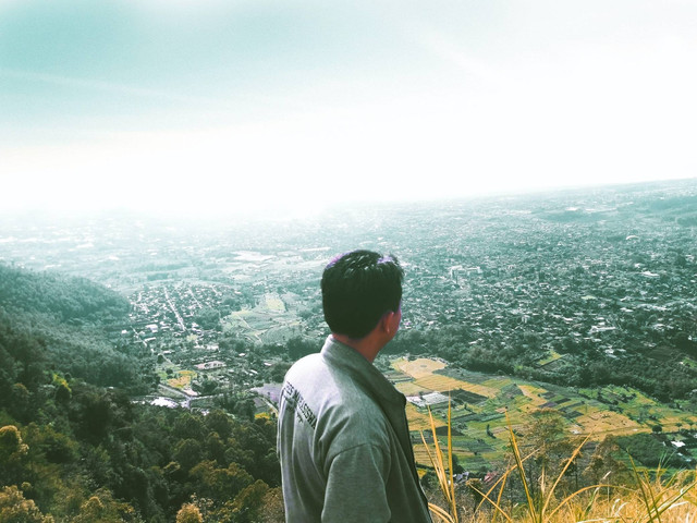 [Tiket Masuk Heha Sky View] foto hanya ilustrasi, bukan tempat sebenarnya, unsplash/Kukuh Napaki