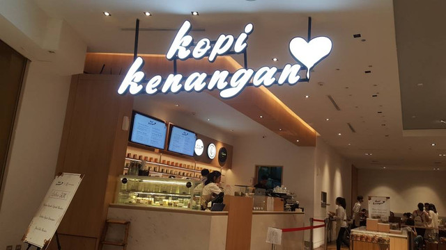 Kopi Kenangan di Grand Indonesia. Foto: Nurvita Indarini/ kumparan