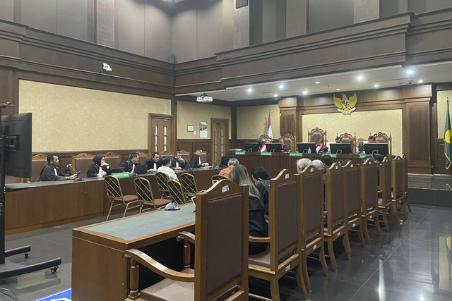 Sidang vonis crazy rich Surabaya, Budi Said, dalam kasus jual beli 1,1 ton emas Antam, di Pengadilan Tipikor, Jakarta, Jumat (27/12/2024). Foto: Fadhil Pramudya/kumparan