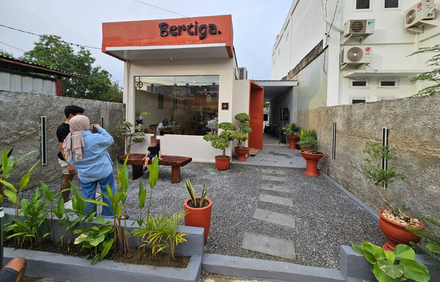 Bertiga Coffee Kendari.