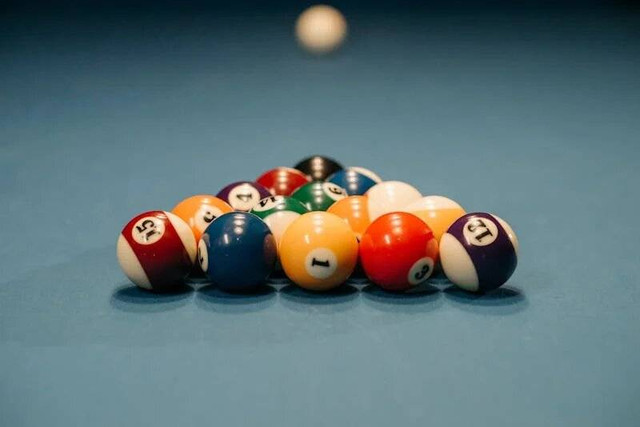 Tempat billiard di Ngaliyan Semarang. Foto hanya ilustrasi, bukan tempat yang sebenarnya. Sumber: Pexels/Pavel Danilyuk