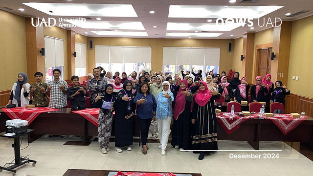 Mahasiswa Ilkom UAD Gelar Seminar Parenting dan Workshop Kreativitas di Hari Ibu (Dok Bulan)