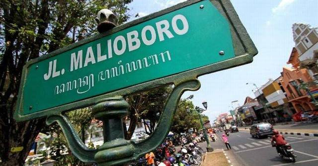 Papan nama Jalan Malioboro, Yogya. Foto: Antara/Noveradika