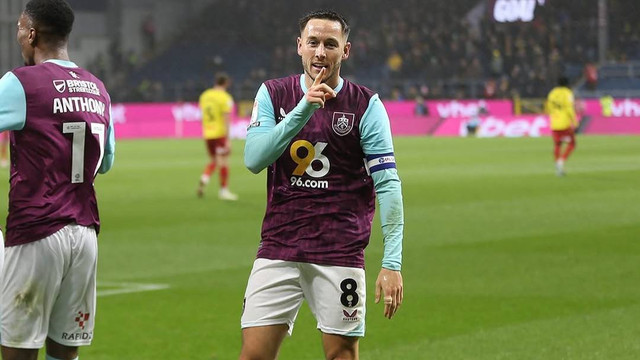 Pemain Burnley, Josh Brownhill. Foto: Instagram/@burnleyofficial