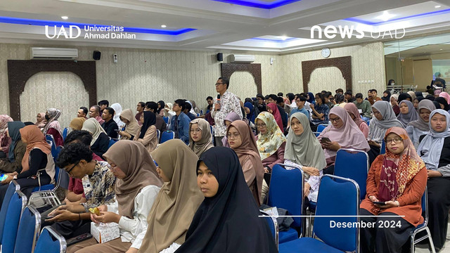 Pelatihan Penyusunan Proposal PKM Goes to PIMNAS 38 2025 di Universitas Ahmad Dahlan (Dok Dilla)