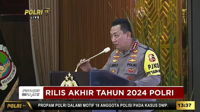 Kapolri Jenderal Listyo Sigit Prabowo gelar rilis akhir tahun 2024 di Jakarta, Selasa (31/12). Foto: SS. YOUTUBE