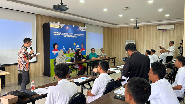 Pertamina dan Kementerian ESDM gelar sertifikasi Local Heroes Desa Energi Berdikari (DEB). Foto: Dok. Pertamina