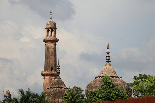 Ilustrasi Wisata Religi Makam Kyai Raden Santri. Sumber: muskan dev/unsplash