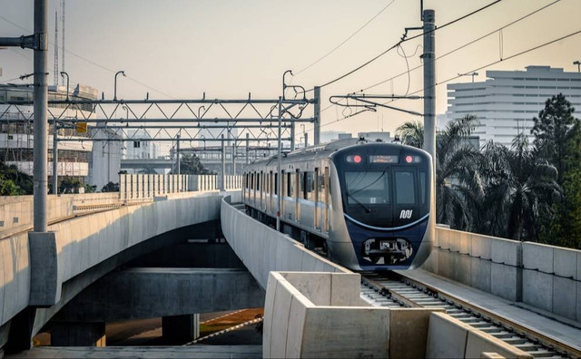 Jadwal MRT 2025 dan Tarifnya  Sumber Unsplash/Kristian Tandjung