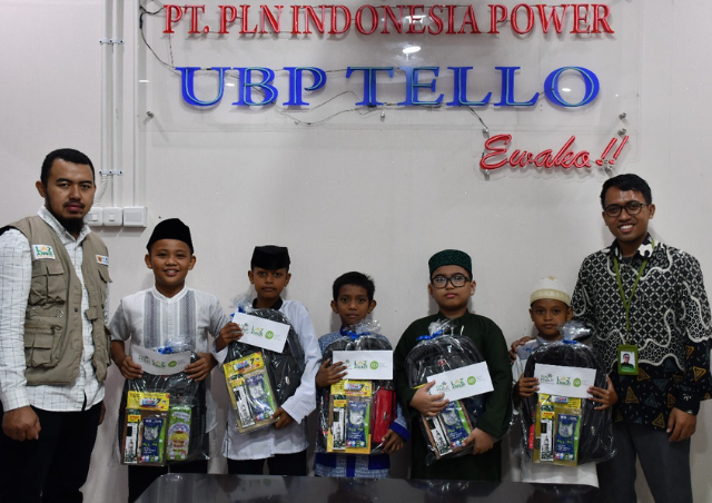 PLN IP UBP Tello dan IZI Sulsel Salurkan Beasiswa Tahfidz untuk Anak Yatim Duafa