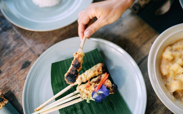 Kuliner Ngagel Surabaya. Foto hanya ilustrasi, bukan tempat sebenarnya. Sumber: pexels.com/Yan Krukau