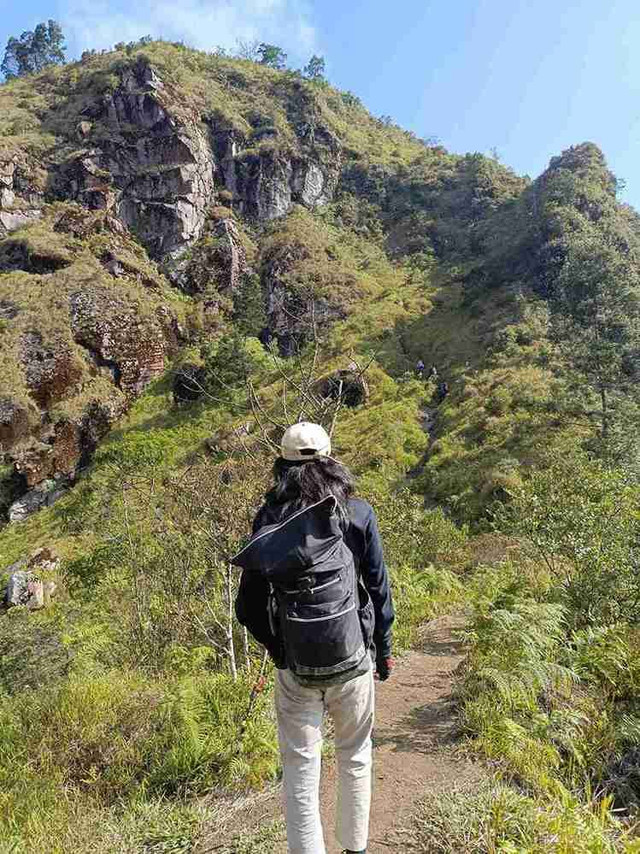 GANUNG PAKUAJA. Foto: Fikri Erwan Maulana