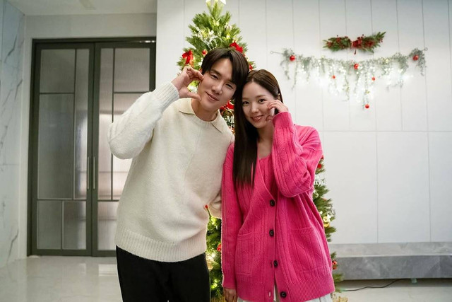 Yoo Yeon Seok dan Chae Soo Bin pemain drama When the Phone Rings dok. Instagram @yoo_yeonseok