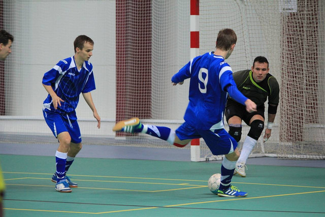 Ilustrasi perlengkapan kiper futsal, Foto: Pixabay/apnew0