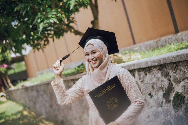 Rekomendasi Toko Kebaya di Mayestik. Foto hanya sebagai ilustrasi saja. Sumber: Unsplash/Galuh hari setiawan.