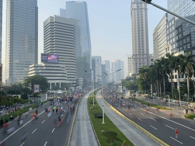 Ilustrasi Sejarah Jalan Jenderal Sudirman yang Menarik untuk Diketahui, Unsplash/adhia huza