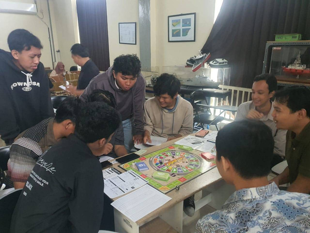 Cashflow Game: Meningkatkan Literasi Keuangan dengan Cara Asyik