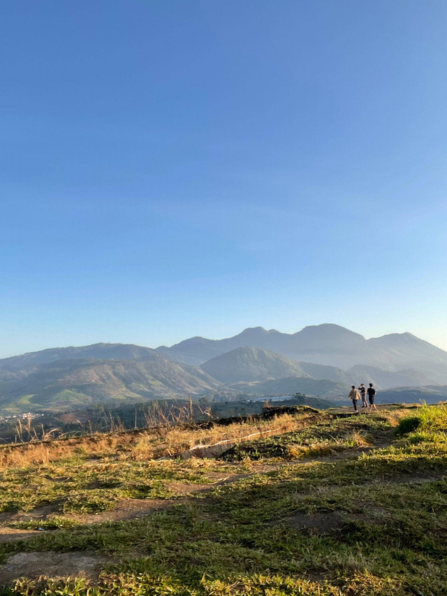 (a) Dok. Foto "Gunung Pangradinan"