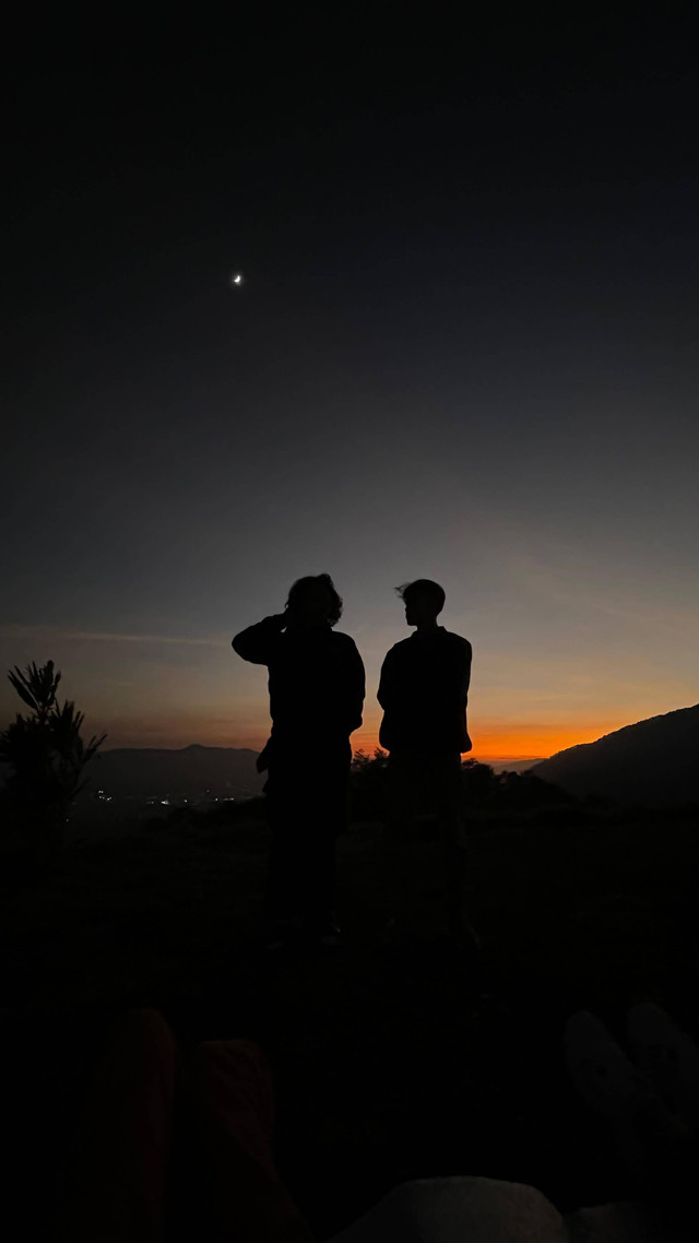 (b) Dok. Foto "Gunung Pangradinan"