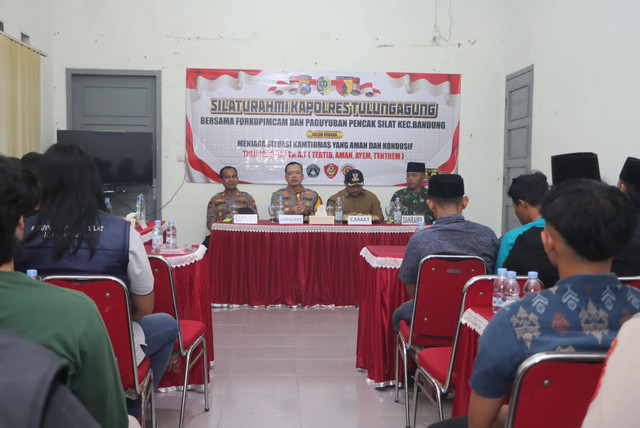 Silaturahmi Kapolres Tulungagung Bersama dan Paguyuban Pencak Silat Bandung