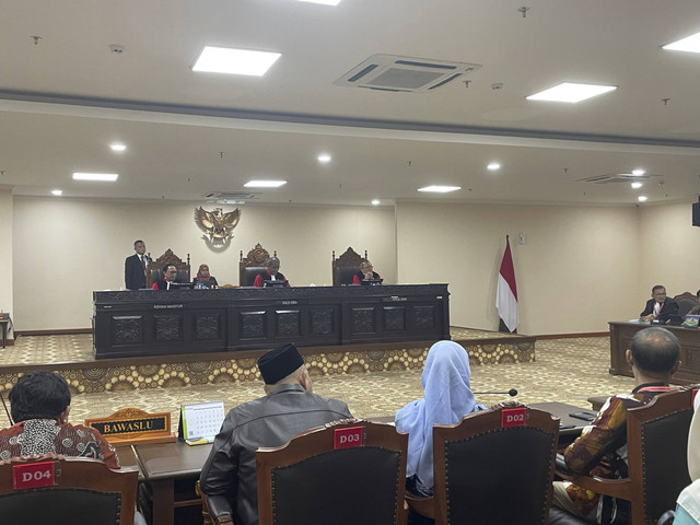 Sidang sengketa Pilkada 2024 Panel II, di Gedung MK, Jakarta, Rabu (8/1/2025). Foto: Fadhil Pramudya/kumparan